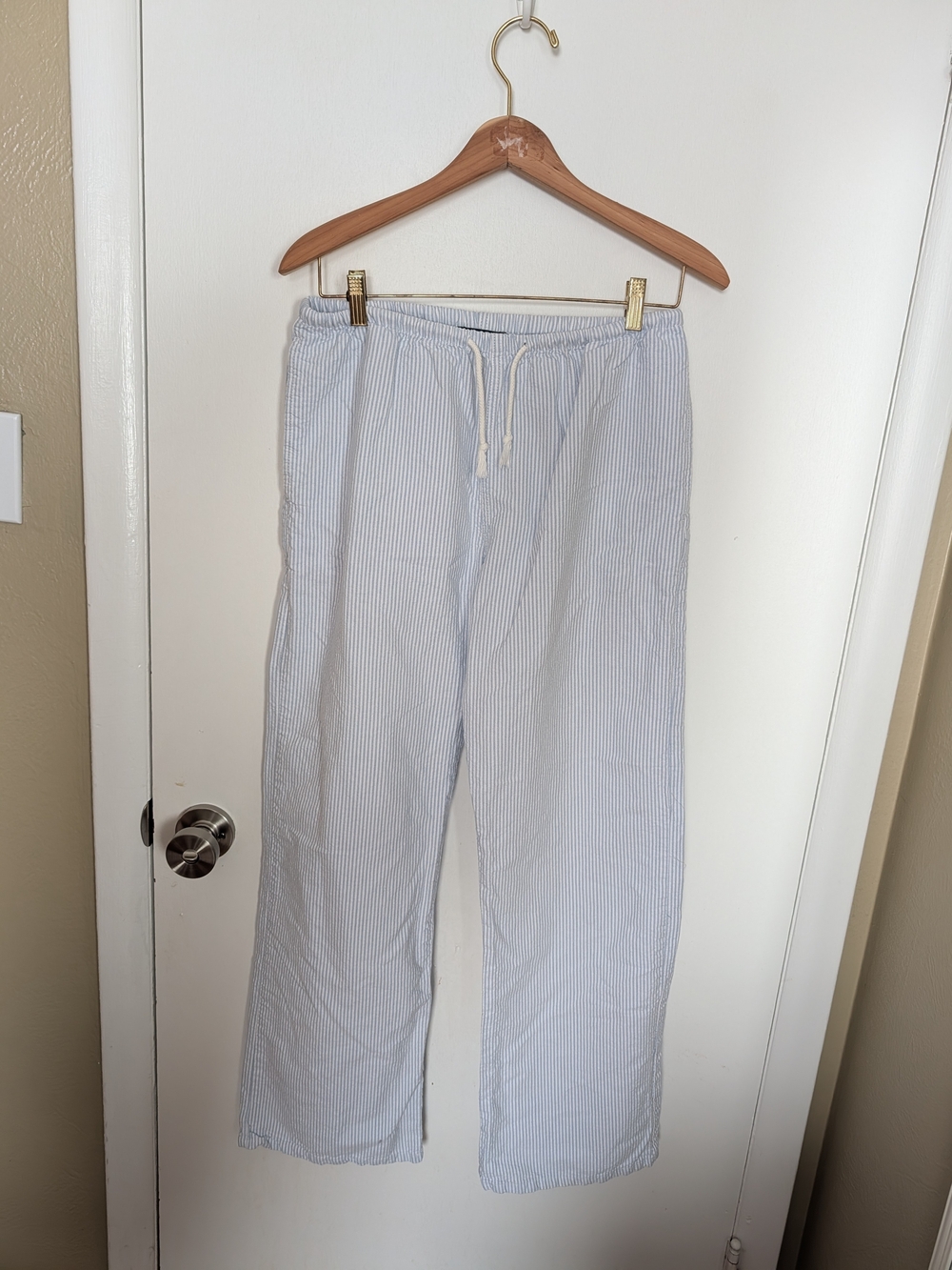 Brandy Melville Light Blue Pinstripe Women's Drawstring Pants